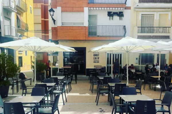 pLAZA